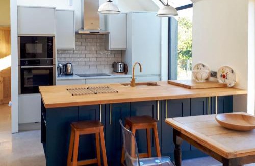 Chippenham House | Wrens Nest