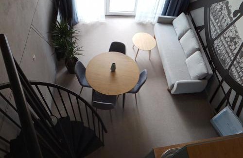 Fabryczna Apartment | Wroclove Airport Loft