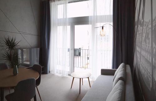 Fabryczna Apartment | Wroclove Airport Loft