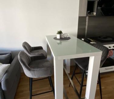 Ebenthal in Kaernten Apartment | Wunderschöne, neue Wohnung mit großer Terrasse