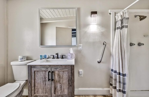 Walker Hotel | WWM 5 · 5 Swim, fish, hike+ the Eastern Sierras WWM 5