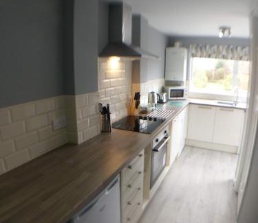 Wyken House | Wyken House - 3 Bedroom House Coventry - Sleeps 5