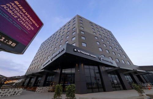 Callao Hotel | Wyndham Grand Costa Del Sol Lima Airport