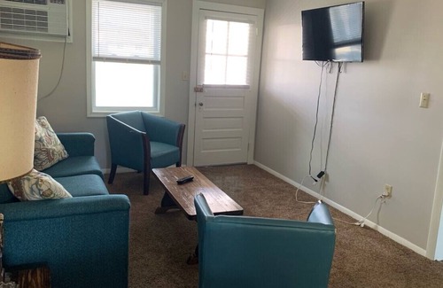West Ocean City Cabin | X-Large, 2Br Poolside Cabin! Perfect for Family Vacation!