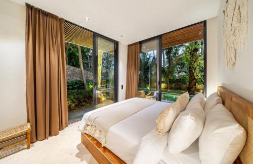 Melayang Villa | X10 - PROMO - Brand NEW Villa - 3BDR - Huge Pool - Ubud