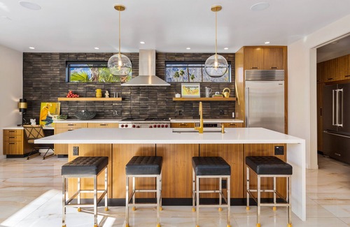 Indian Canyon House | XOXO Palm Springs - Luxury Executive Home! Majestic Mountain Views!