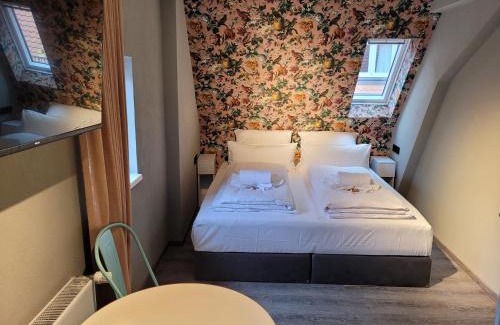 Ottensoos Apartment | XZLLENZ Modern S-Bahn Smart-TV Küche Parken Wellbeing
