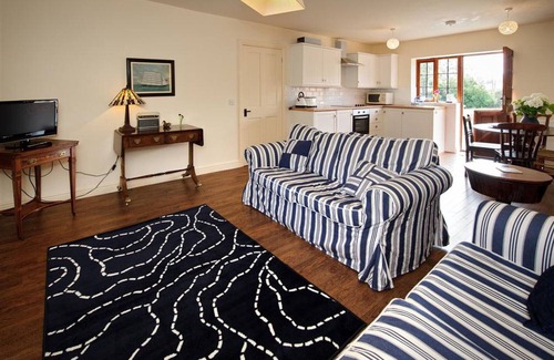 Llanengan House | Y Betws - Two Bedroom House, Sleeps 4