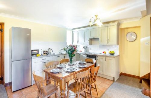 Mynytho House | Y Stabal - Cottage