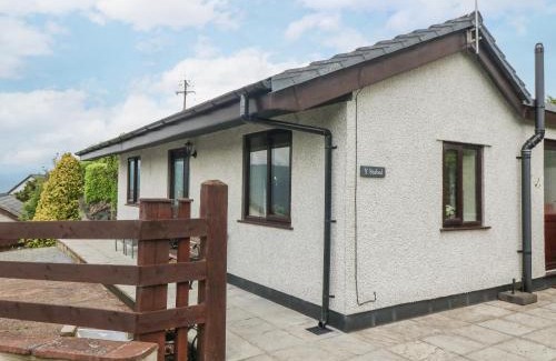 Llanrwst House | Y Stabal