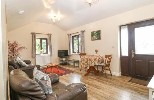 Llanrwst House | Y Stabal