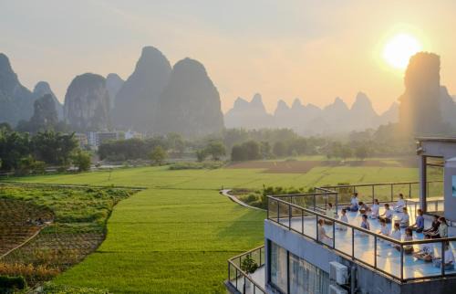 Ten Mile Gallery Hotel | Yangshuo Zen Garden Resort - Rich Chinese traditional activities