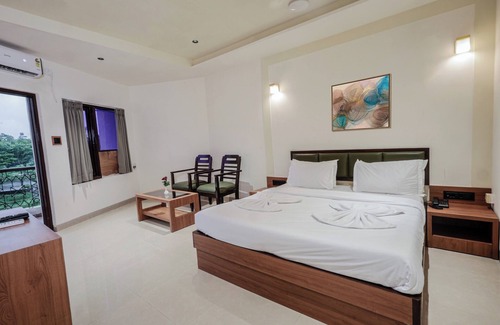 Silvassa Hotel | Yatri Niwas By Hotel Suraj Inn