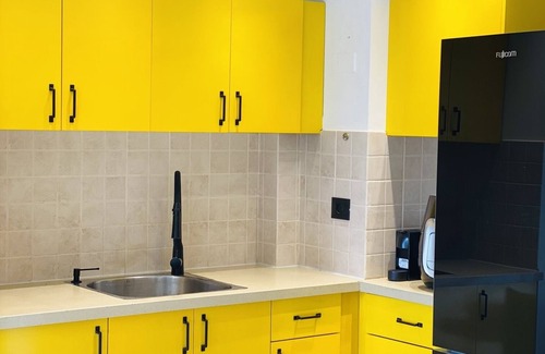 Shoresh Apartment | yellow equipment apartment with amazing view and great location