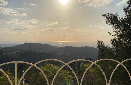 Shoresh Apartment | yellow equipment apartment with amazing view and great location