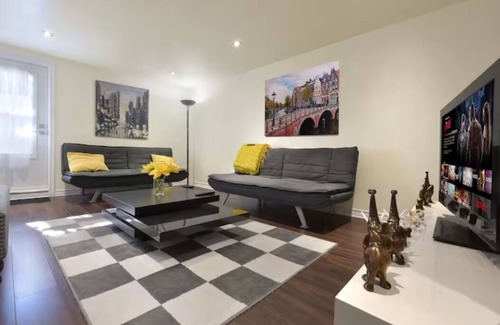 Sainte-Marie Apartment | Yellow Stone | Comfy 1BR + Garden Near Metro & DT
