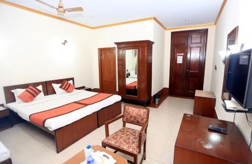 Dharmatala Hotel | YMCA SEACOM INN