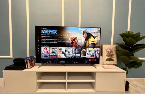 Kampung Alor Akar House | Yolo2 4BR 14PAX NearTC, DinosaurLand, PS4, Netflix