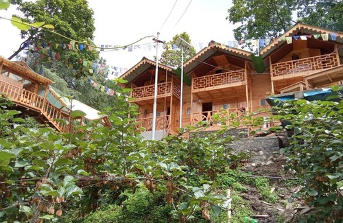 Bomdila House | YonJee Retreat