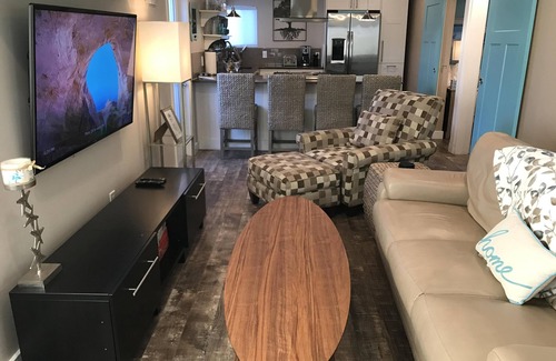 Beach Barber Tract Cottage | You Can Walk To The Beach!