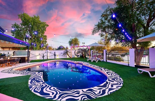 Dobson Ranch House | You've never seen a bnb like this!