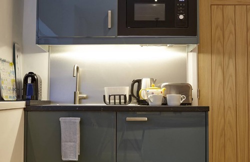 Southville Villa | Your Apartment The Mural