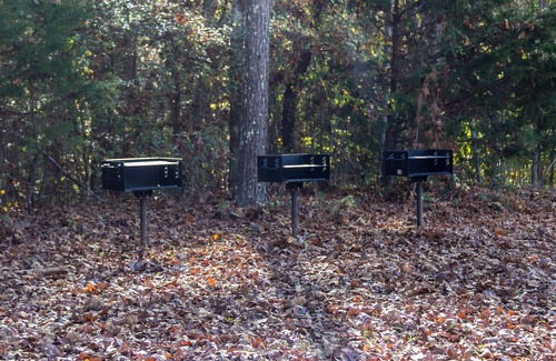 Iuka Apartment | Your cosy getaway to PickWick Lake: Coleman Park studios