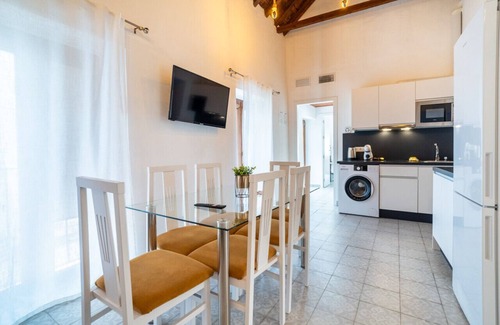 San Francisco-Ribera Apartment | Your Cozy Getaway with Andalusian Flair