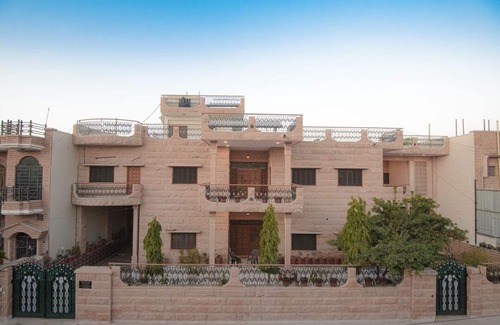 Mandore House | Your home away from home.