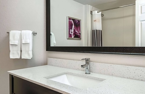 Guasti House | Your Home Away From Home! Family-Friendly Unit To Relax. Near Golden Oak Park