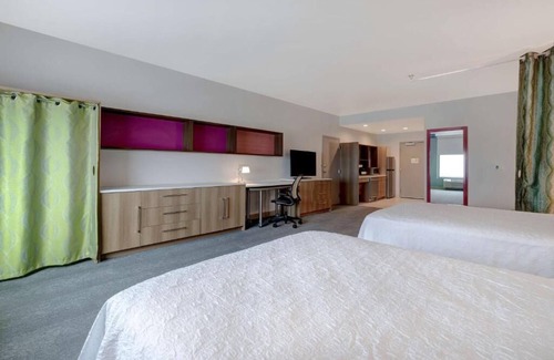 Centennial Hills Hotel | Your Oasis on the Strip! 2 Relaxing Units, Outdoor Pool, Free Breakfast!