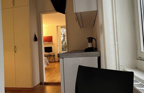 Biel Apartment | Your own private studio apartment with a beautiful garden