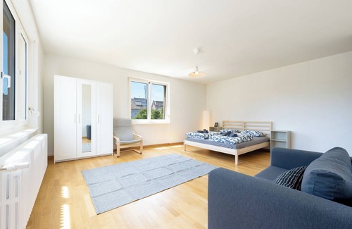 Langstrasse Apartment | Your Perfect Zurich Getaway With 3 Bedrooms & WIFI