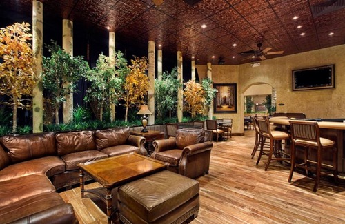 Elko Hotel | Your Relaxing Getaway Awaits! Outdoor Pool, FREE Parking, Pets Allowed!