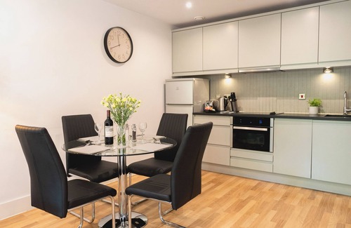 Cambridge Apartment | Your Space Apartments - Eden House, Executive 1 Bedroom