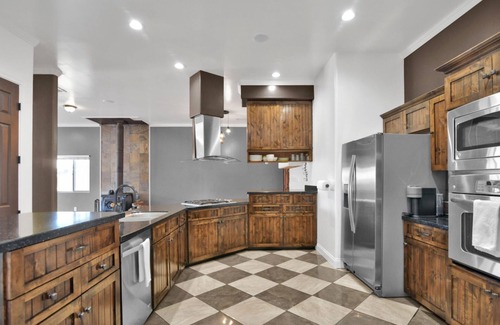 Jerome House | Your Ultimate Historic Mountainside Retreat in Jerome!