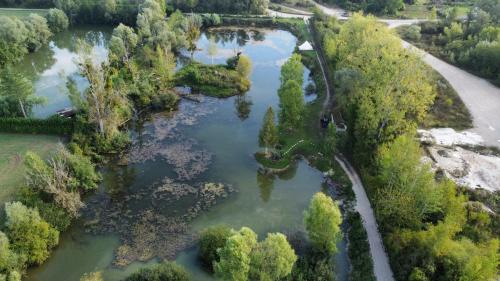 Saint-Thibault Other | Yourte du pied de loup