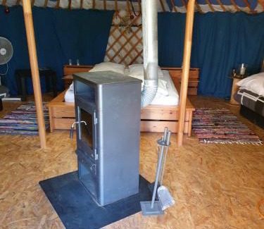 Bannost Other | Yourtes 6 personnes proche provins et disney