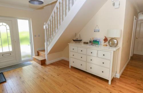 St Ishmaels House | Yr Hen Ardd