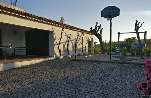 Santana House | Yuccas House