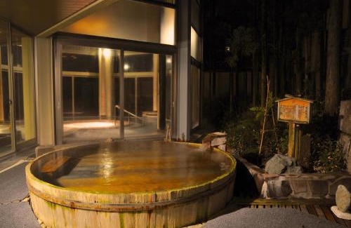 Iwamuro Onsen Hotel | Yumotoya