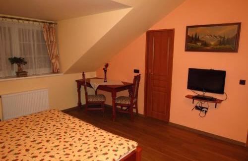 Poddubi Hotel | Zámeček Kaliště
