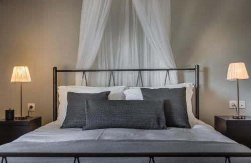 Lixouri Apartment | Zādos Central Garden Villa, Lixouri Nomadē