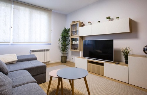 Zorrotza Apartment | Zalbidea new and renovated apartment with garage and wifi