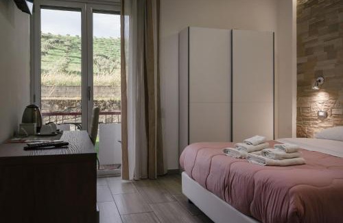 Catanzaro Bed & Breakfast | Zaro Suites B&B