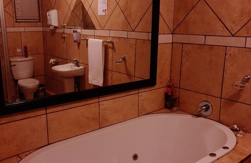 Lephalale Bed & Breakfast | Zebra Guest House