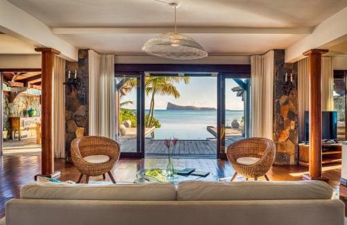 Bain Boeuf Villa | Zebra Moon by muse villas