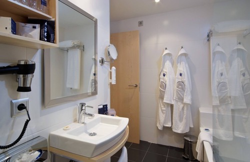 La Almozara Hotel | Zentral Ave