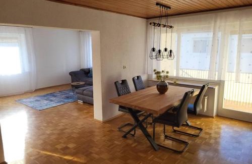 Crailsheim Apartment | Zentrale, Helle Ferienwohnung