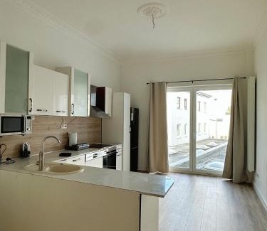 Moers Apartment | Zentralmoers 140m2 Hbf Nah